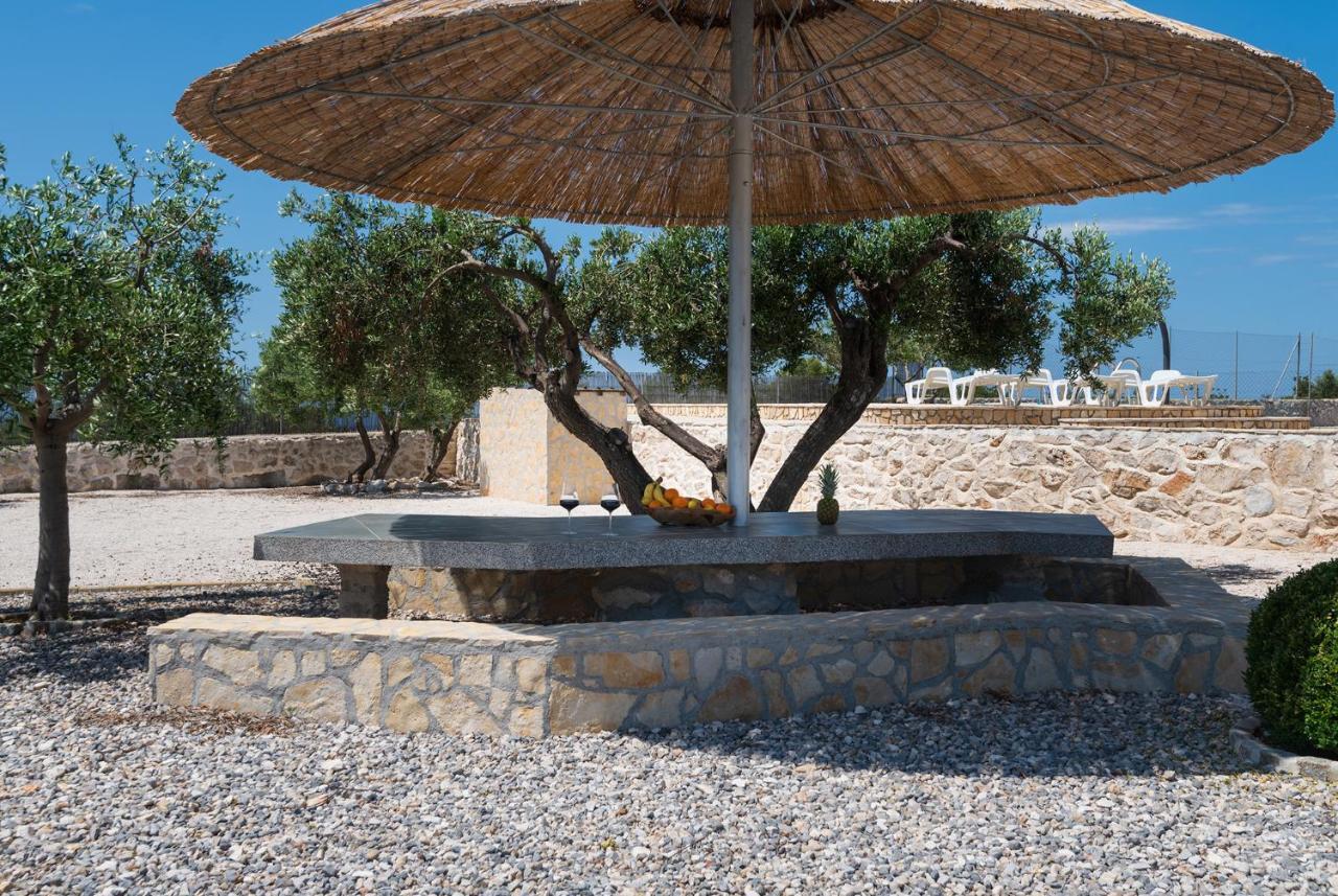 Hacienda Nikolic Villa Milna  Eksteriør bilde